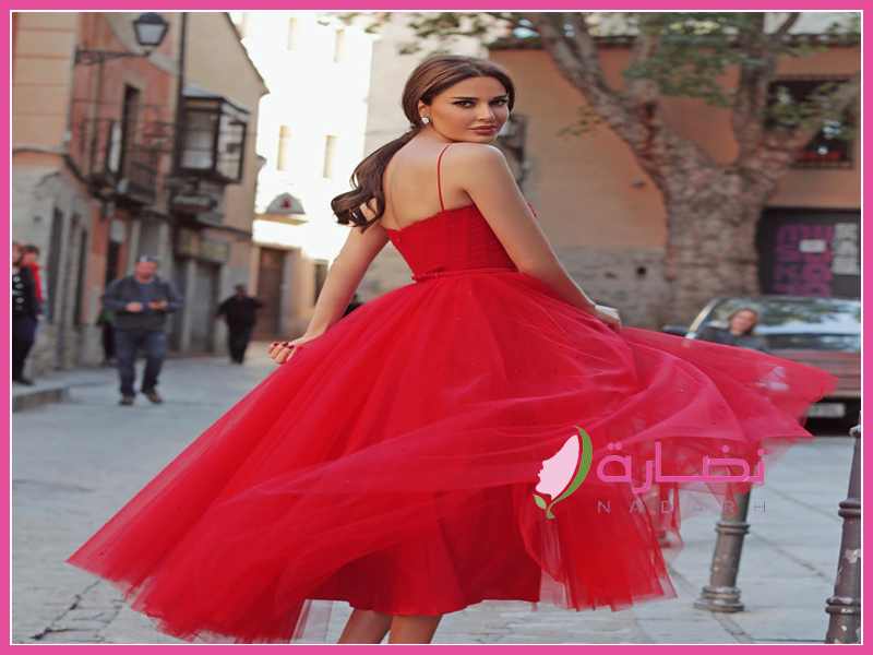 فستان احمر منفوش… شاهدي أحدث الموديلات بالصور